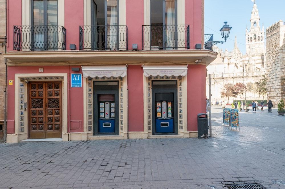 Suites Murillo Alcazar Sevilla Exterior foto